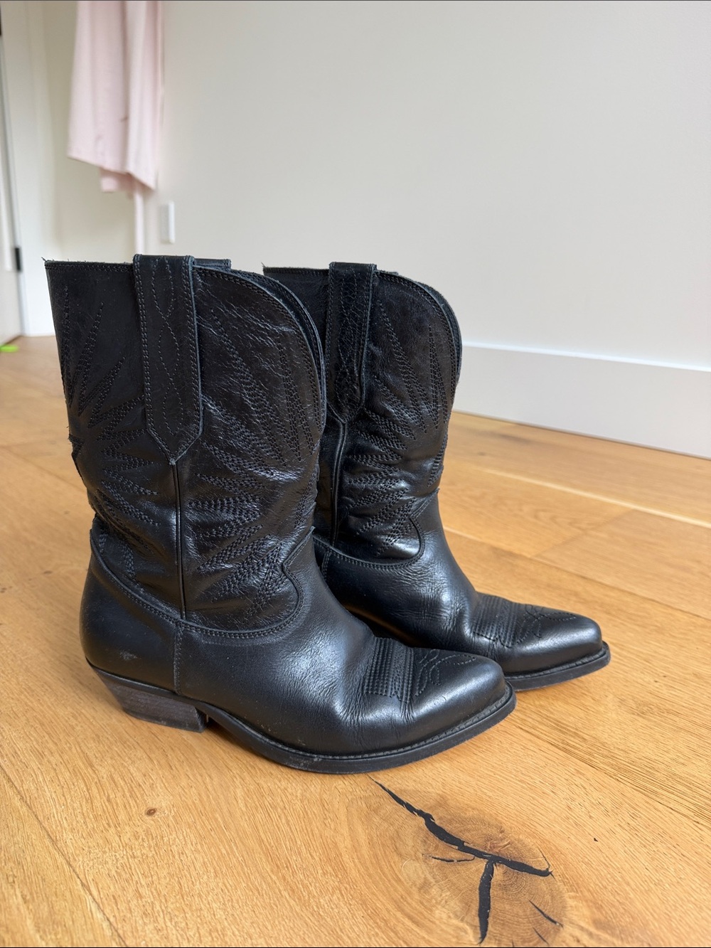golden goose wish star leather boots